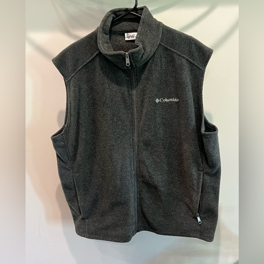 Columbia vest